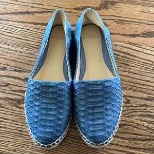 listing-status-banner